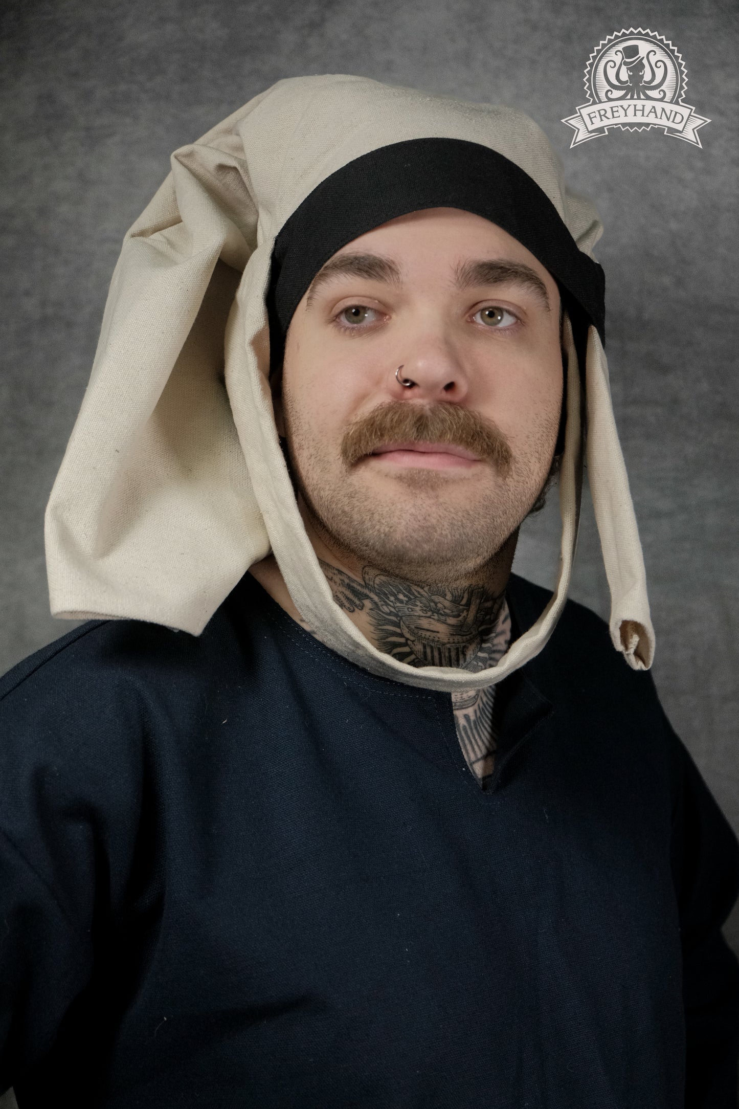 Chaperon "Pierre" Canvas