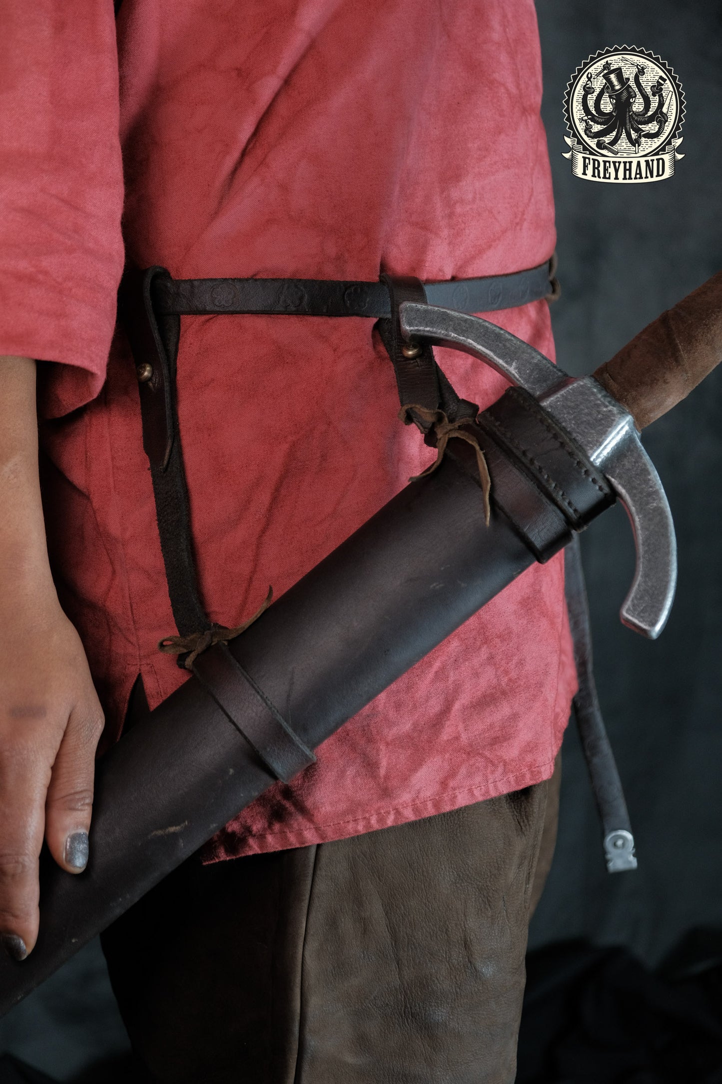 Anton Schwertscheidenhalter set