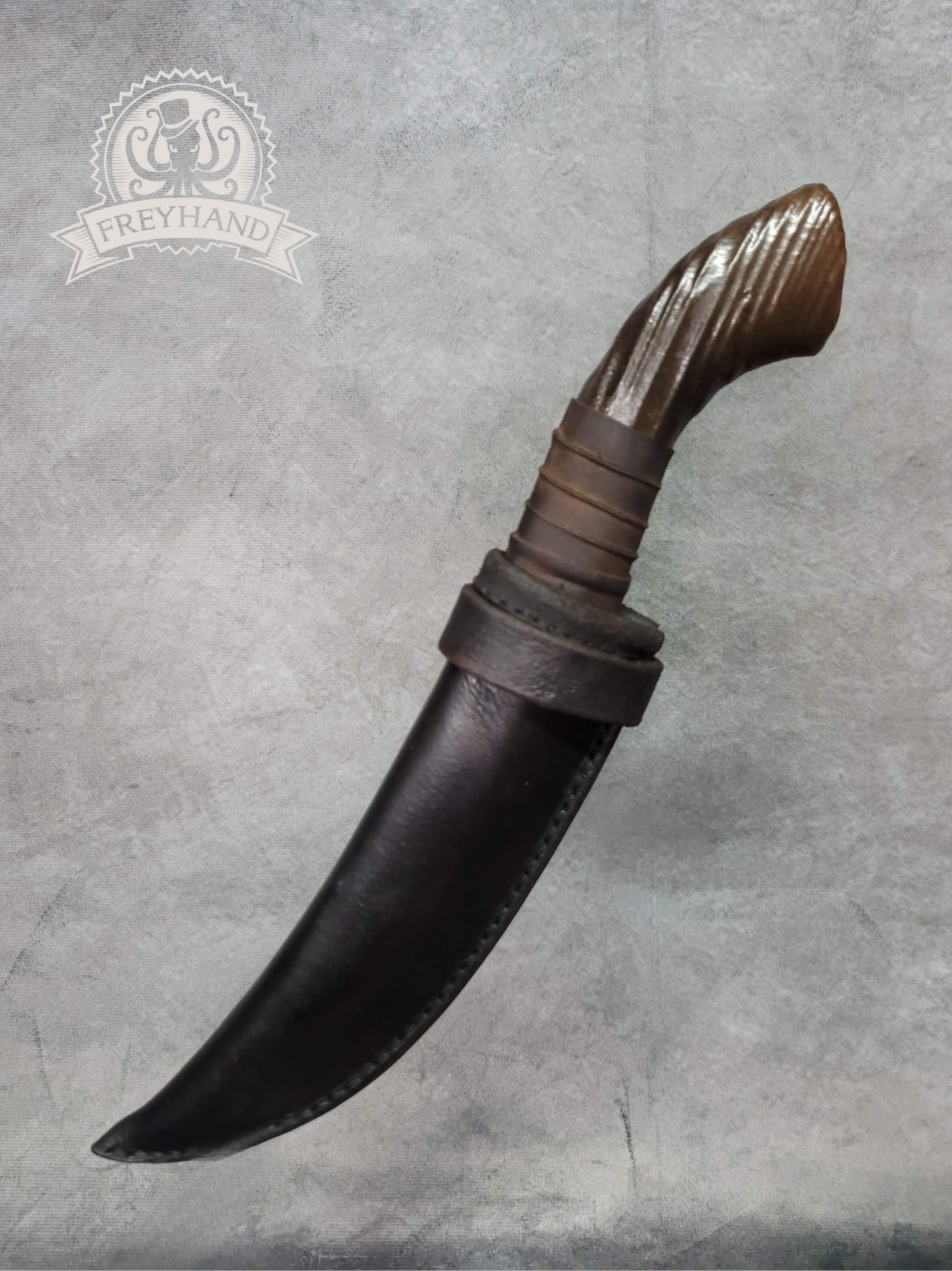 Set aus Messer und Scheide Gabor und Cora