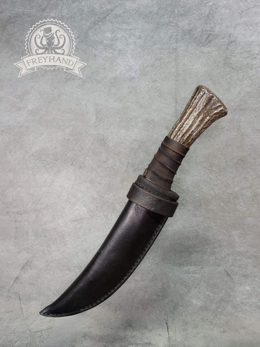 Set aus Messer Kanath und Scheide Cora