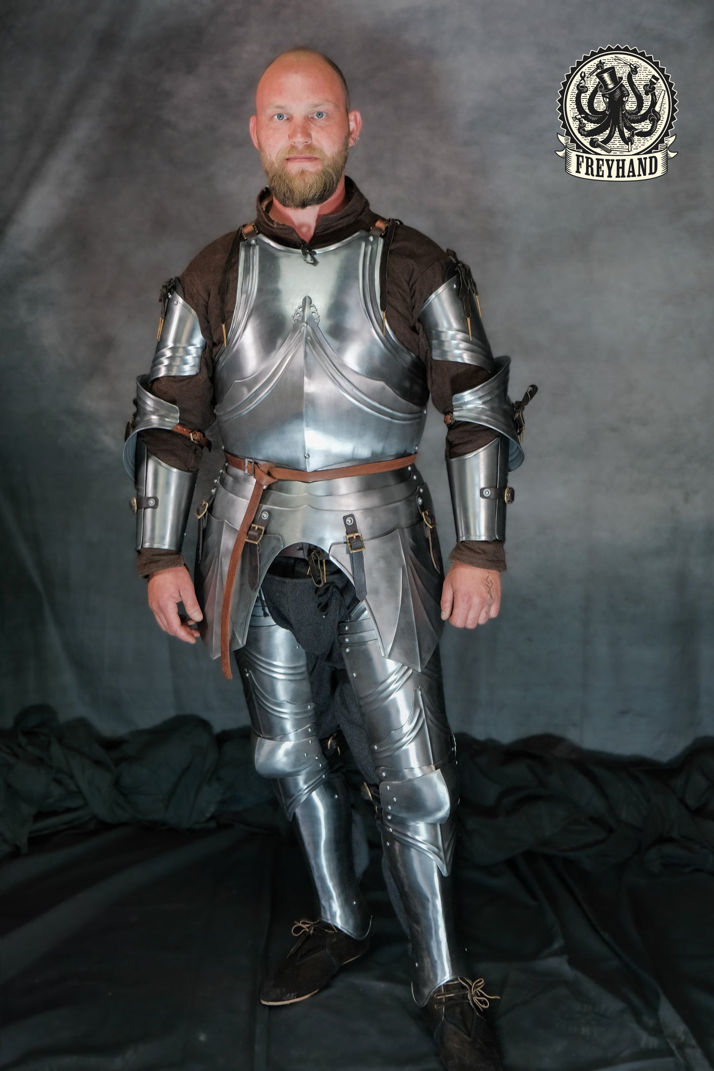 Gotischer Plattenpanzer Typ 1 Beintaschen