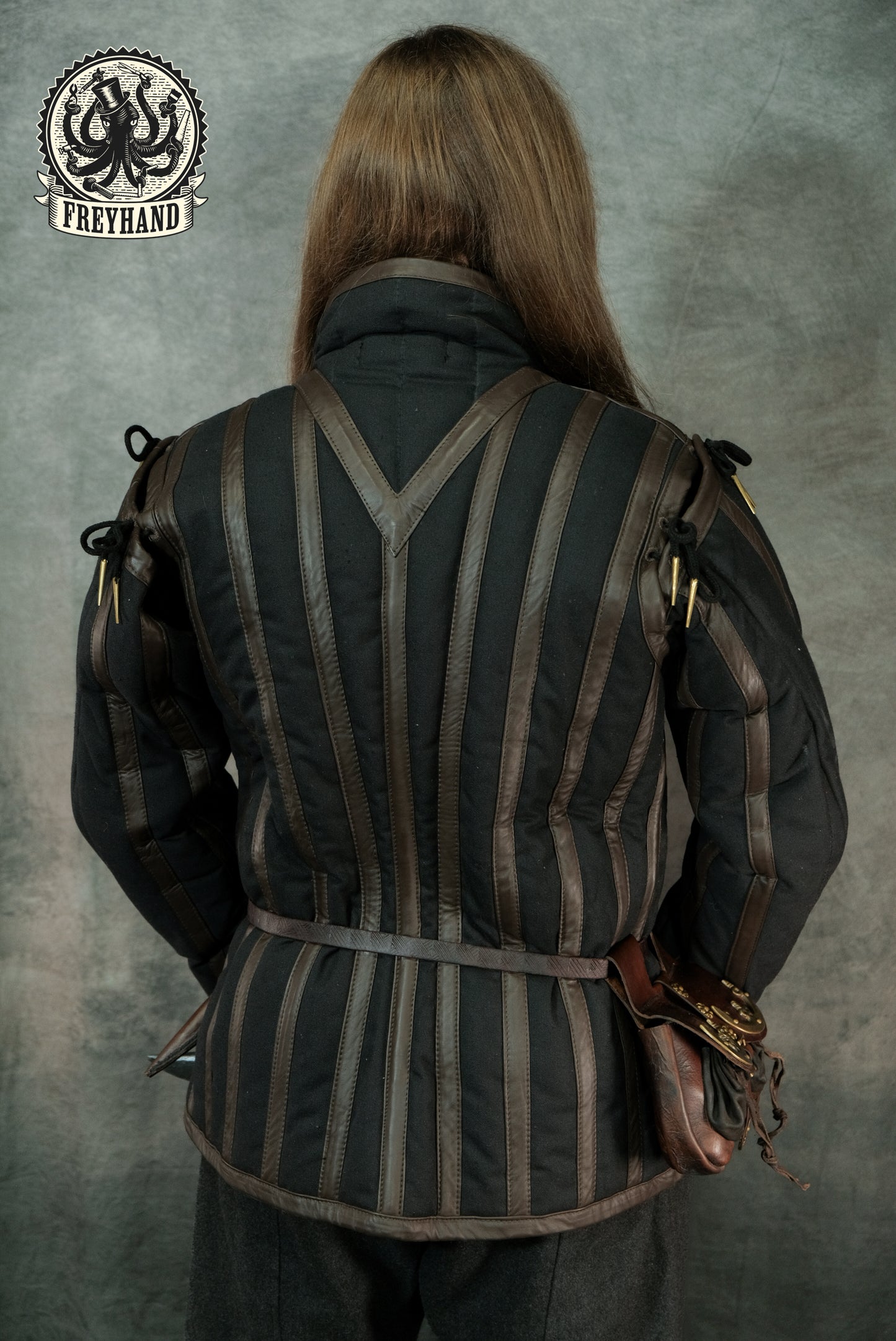 Vorbestellung Gambeson "Poitiers" Canvas - Leder