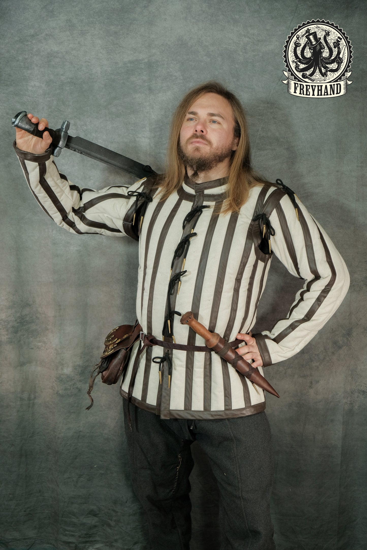 Vorbestellung Gambeson "Poitiers" Canvas - Leder