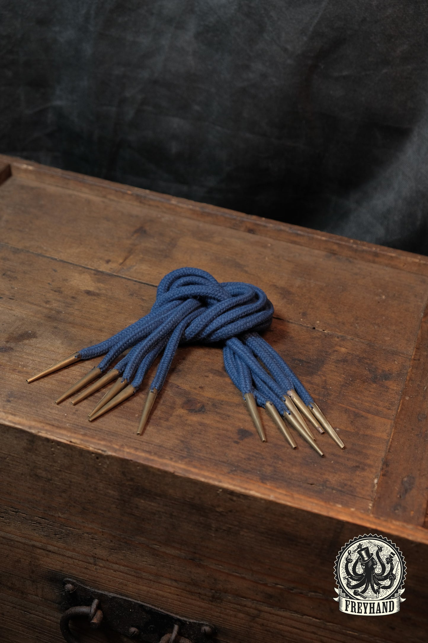 Nestelschnüre Baumwolle 45cm mit Messing tips