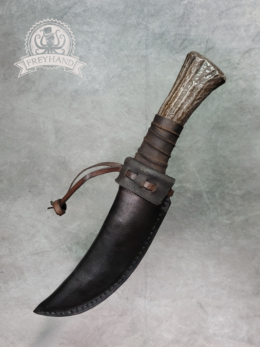 Set aus Messer Kanath und Scheide Vengar